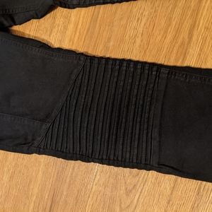 H&M Maternity Clothes Bundle